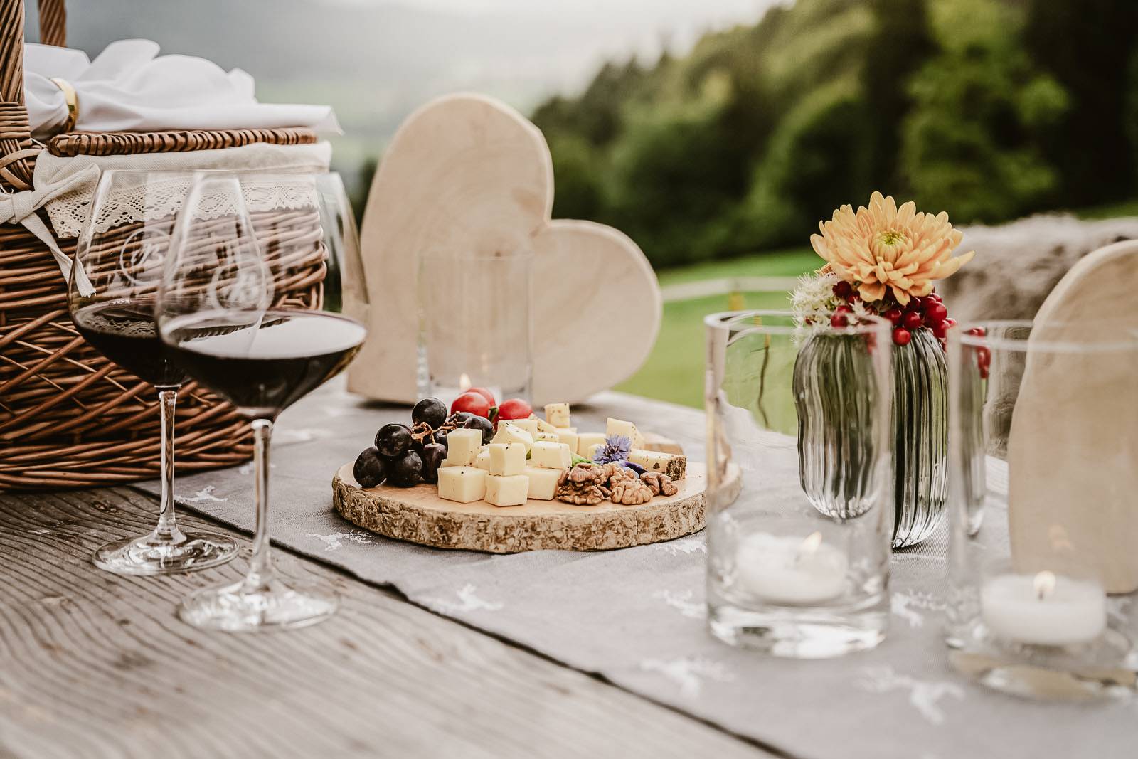 Unsere Jahreszeiten: Genusswander- und Golfzeit Symbolfoto