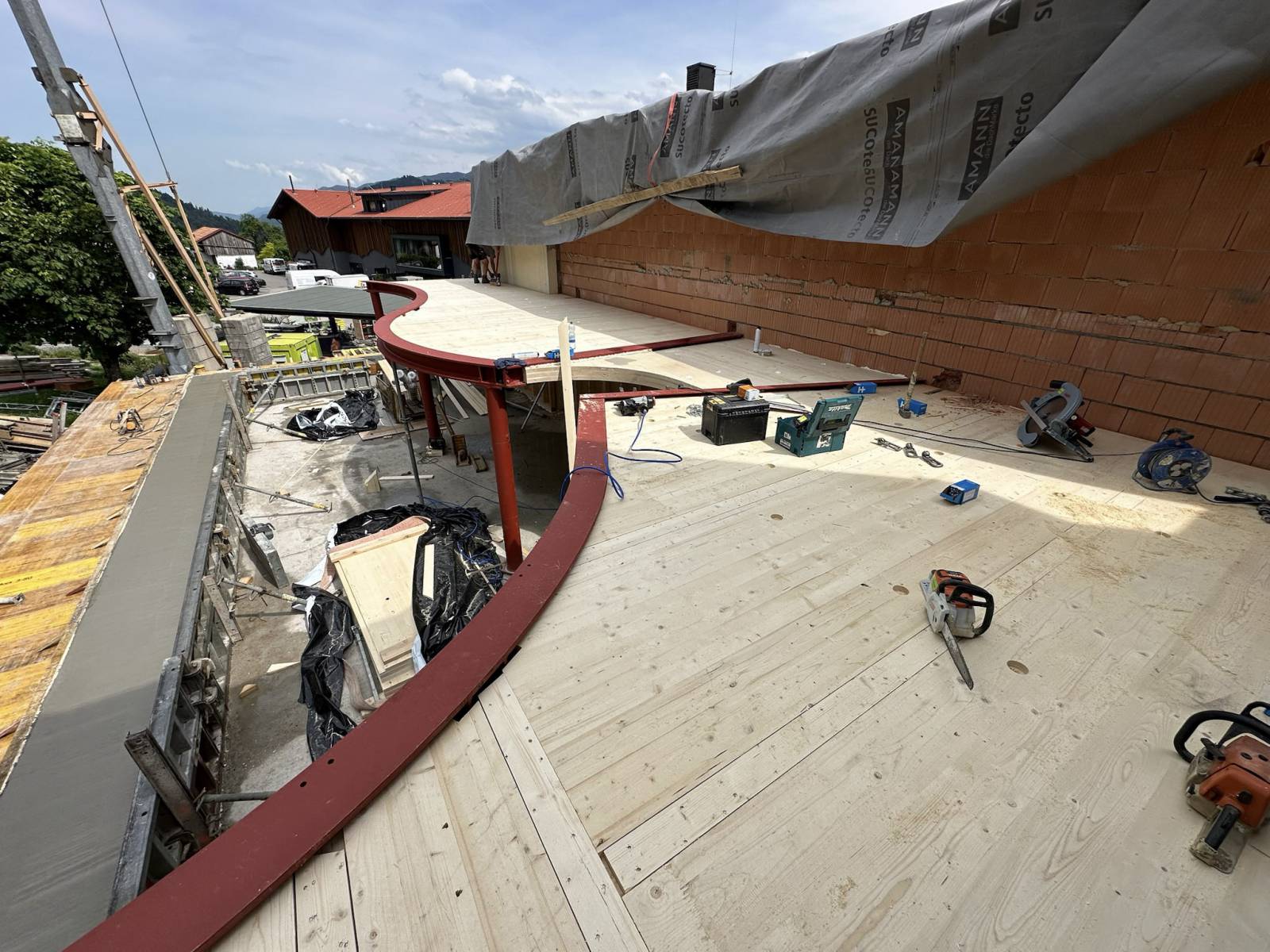 Bergkristall im Wandel: ein Blick auf unsere Baufortschritte im Mai Symbolfoto