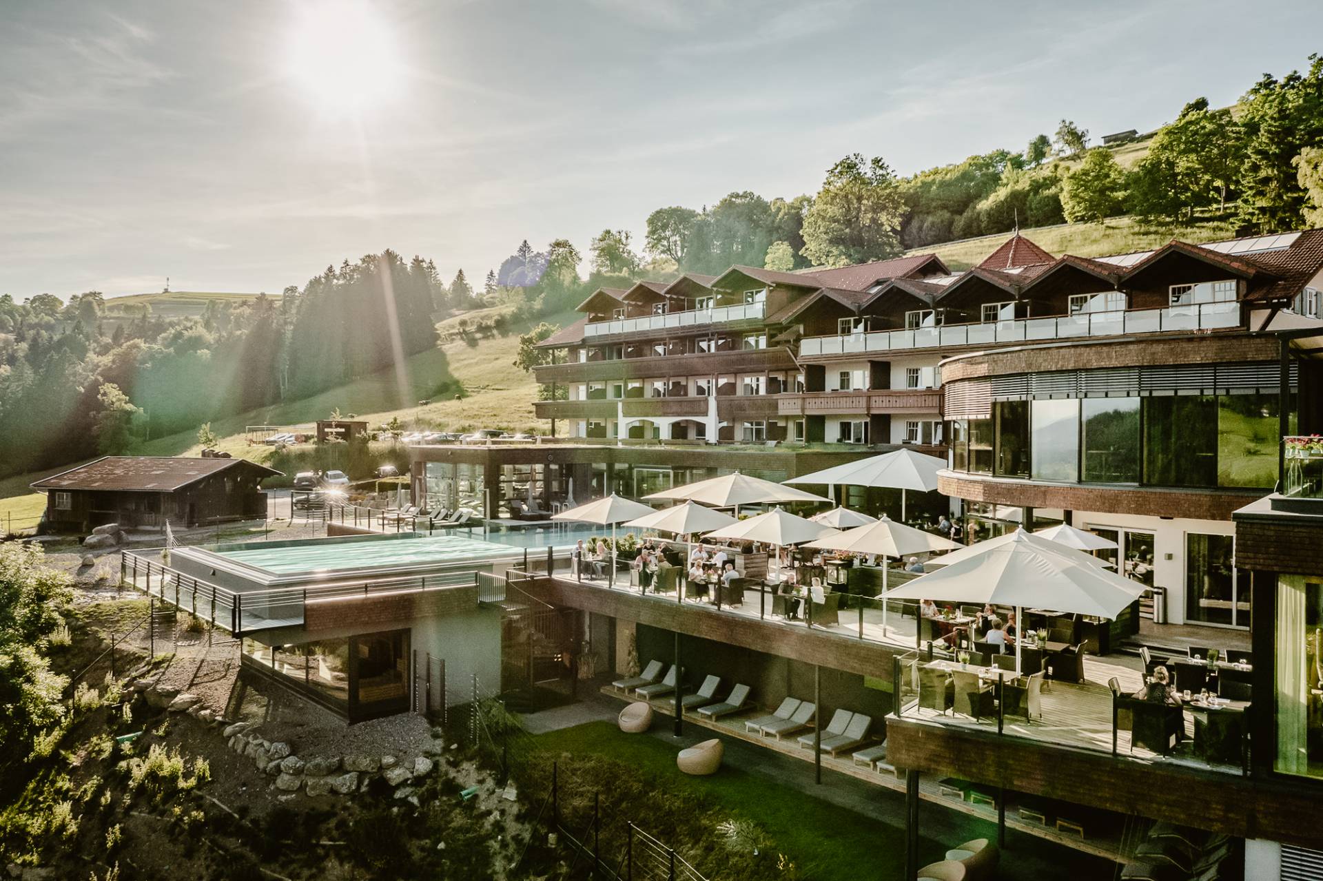 Außenansicht Wellnesshotel Bergkristall im Allgäu