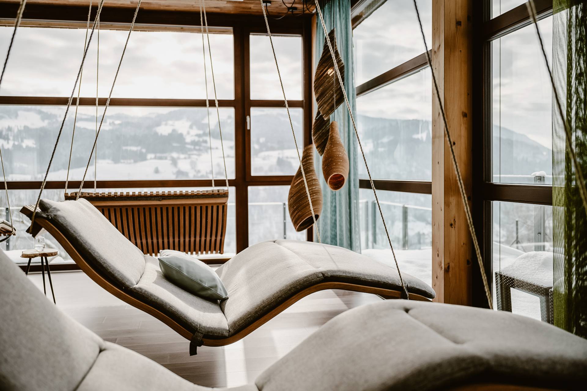 Ruheraum im Winter im Wellnessbereich im Wellnesshotel Bergkristall im Allgäu