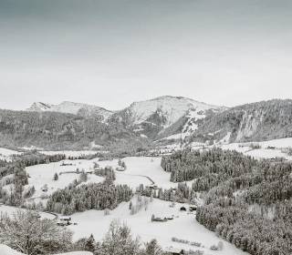 Nagelfluhkette im Winter mit Hochgrat