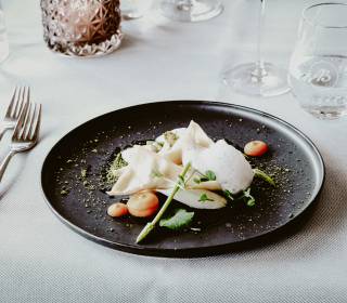 Hauptgericht mit Fisch im Resort Bergkristall