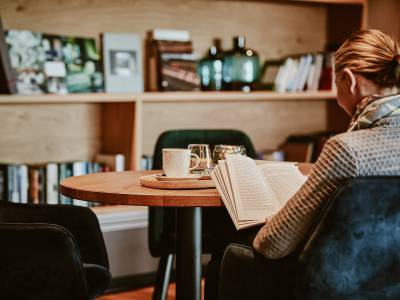 Bibliothek im Atrium | Kraftplätze