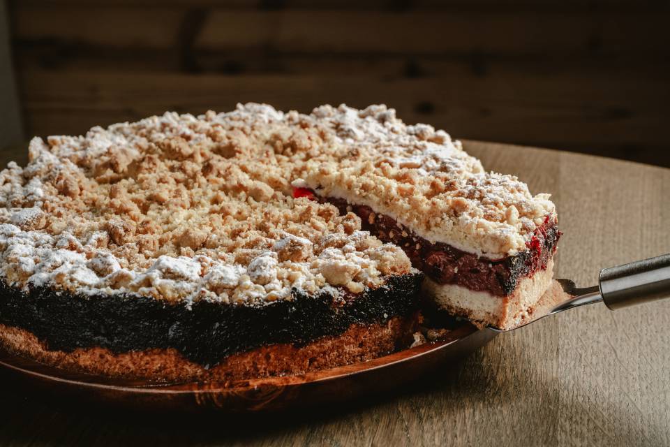 Hausgemachte Kuchen und Patisserie am Nachmittag: GENUSSMOMENTE DAZWISCHEN - Resort Bergkristall