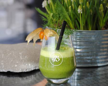 Mein Frühjahrs-Wellness-Tipp: Fit und gesund dank grüner Smoothies Symbolfoto