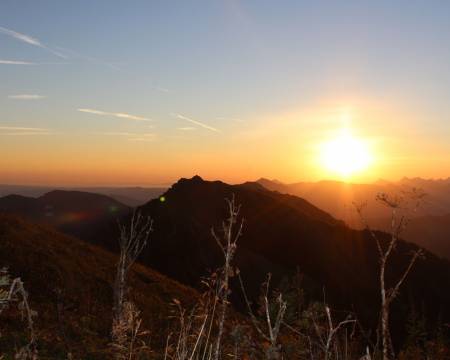 Unser Bergkristall-Geheimtipp: Sonnenuntergangsfahrt am Hochgrat – Blaue Stunde in den Bergen  Symbolfoto