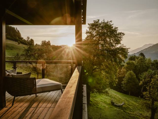 Sonneliege auf Terrasse von Natursuite