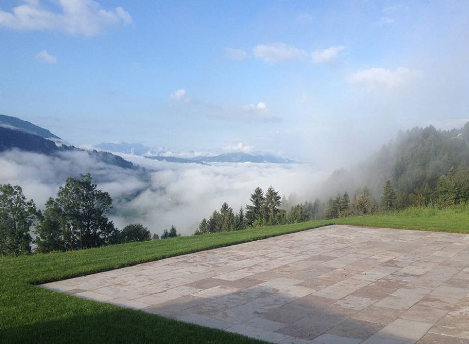 Tiefenentspannung unter freiem Himmel: Das neue Bergkristall Outdoor-Wellness Symbolfoto