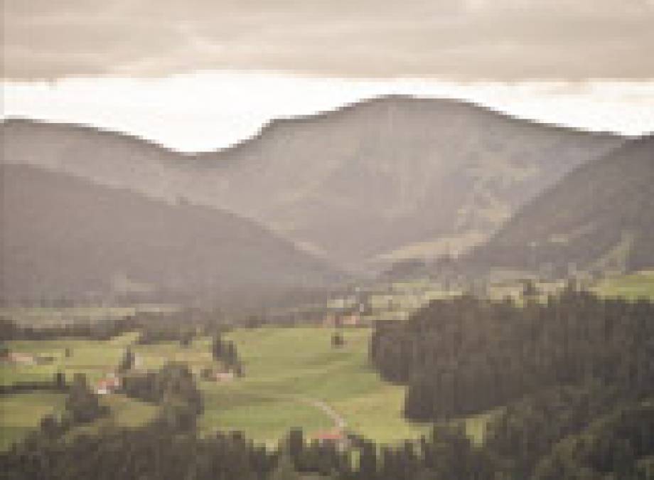 Naturpark Nagelfluhkette - einzigartige Naturlandschaft Symbolfoto