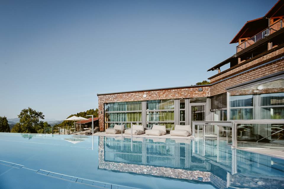 Infinitypool des Wellnesshotel Bergkristall