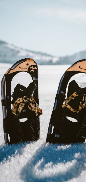 Schneeschuhe im Schnee