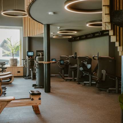 Innenansicht Fitness Studio im Aktivhotel Bergkristall