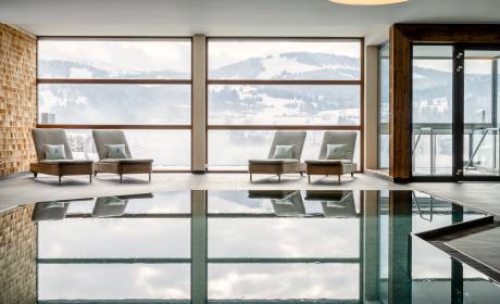 Indoorpool im Hotel Bergkristall