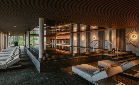Sport-Innenpool im Wellnesshotel Bergkristall