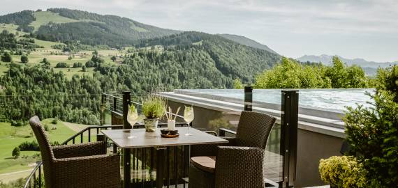 Sonnenterrasse im Wellnesshotel Bergkristall