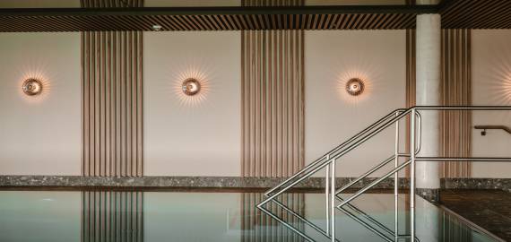 Sport-Innenpool im Wellnesshotel Bergkristall