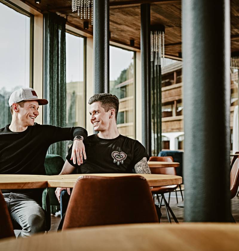 Gebrüder Lingg vom Hotel Bergkristall im Atrium