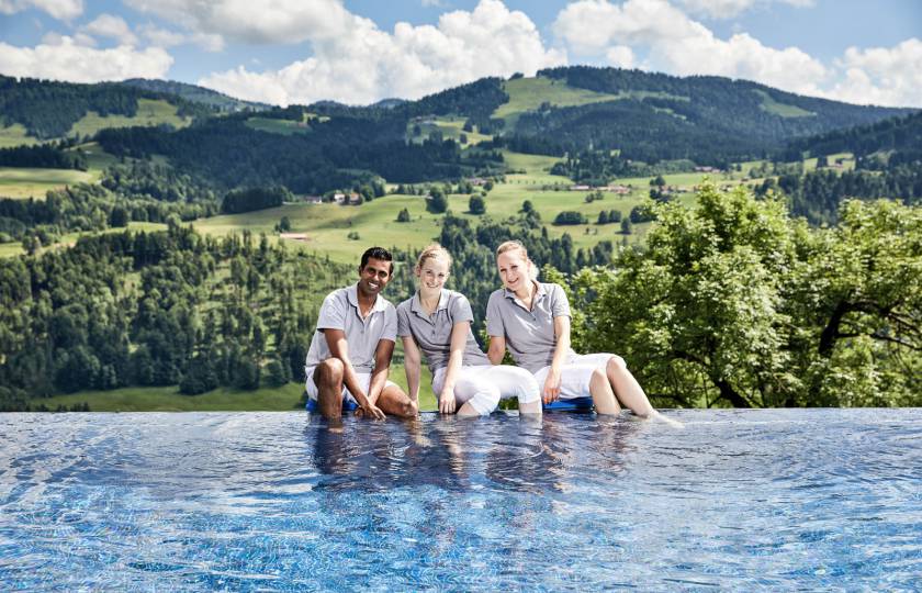Wellnessteam im Resort Bergkristall
