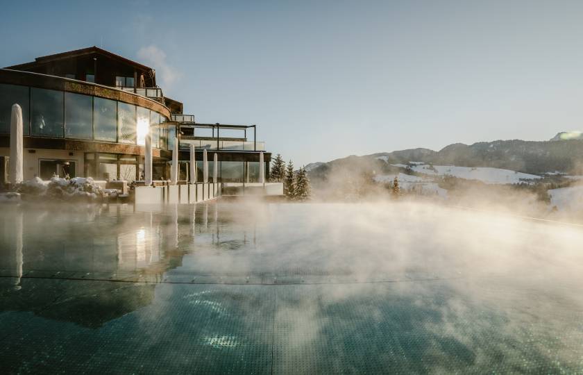 Noch mehr Pools: In der Natur schwimmen - Resort Bergkristall