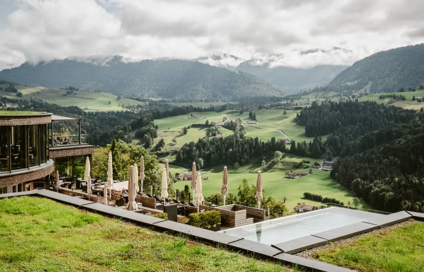 Außenansicht des Resort Bergkristall 